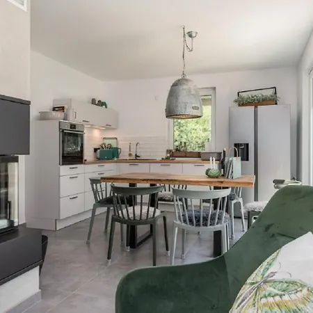 Ferienhaus Kleine Binsenjungfer - Mit Sauna Und Kamin Für 6 Personen Pepelow